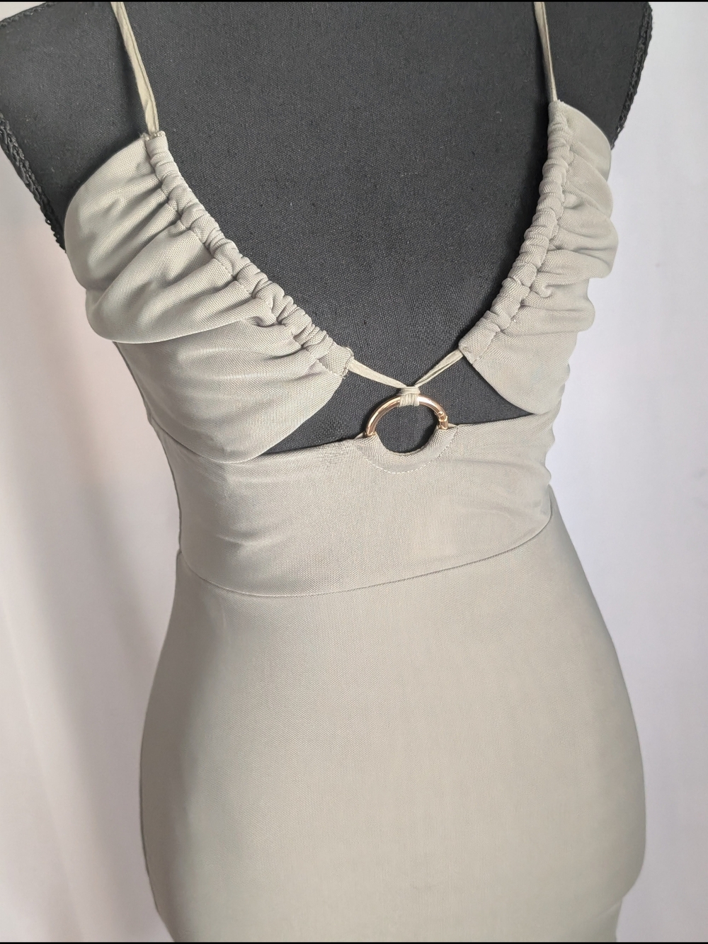 Angel Biba Sage/Gray Cutout Ring Bodycon Mini Dress Size S 🩶 - Picture 7 of 9